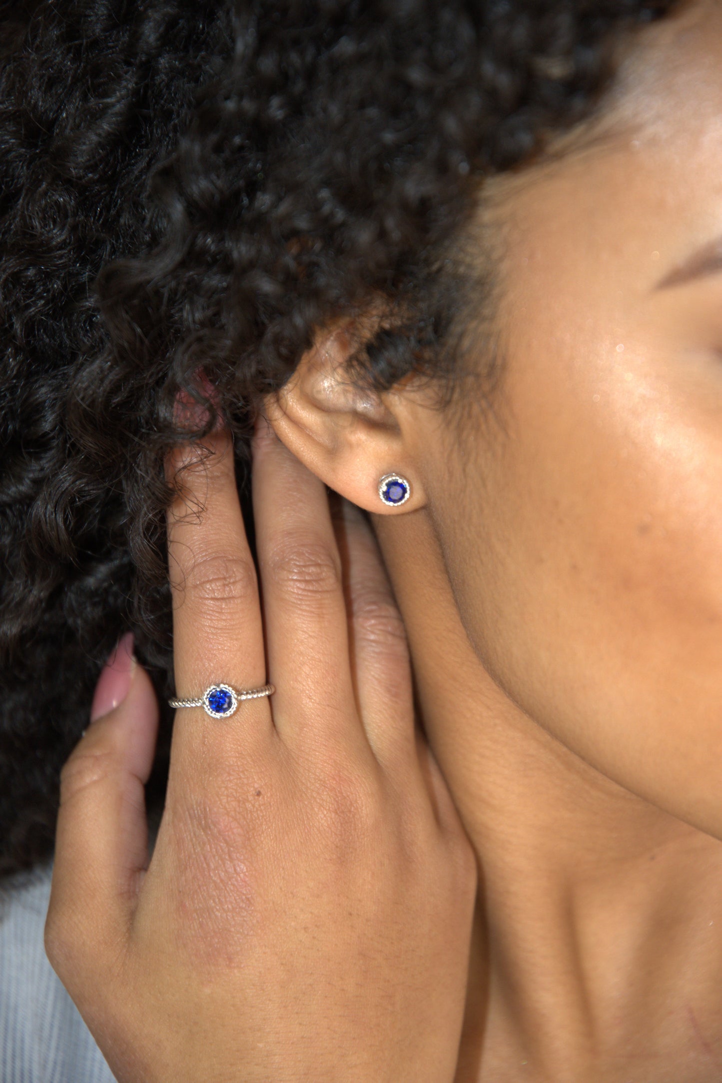 Lab-Grown Blue Sapphire Gemstone Rope Halo Solitaire Stacking Ring in Sterling Silver